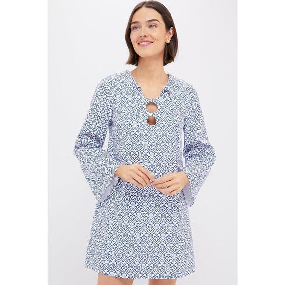 Tuckernuck Dresses & Skirts - HYACINTH HOUSE Blue Quatrefoil Blake Mini Dress Size XXS NWT